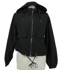 Dámská černá šusťáková crop bunda s kapucí Pull&Bear 