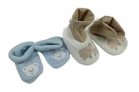 2x capáčky - modré s medvídky + béžové s ovečkami 