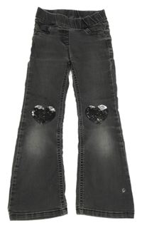 Šedé flare rifle se srdíčky z flitrů C&A