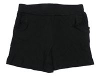 Černé vzorované kraťasy s volánky Akf