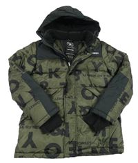 Khaki-černá šusťáková zimní bunda s nápisy a kapucí 