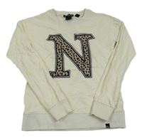 Smetanová mikina s písmenem 