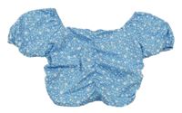 Modro-bílé crop tričko s květinami Shein
