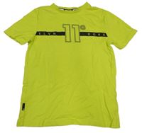 Zeleno-černé tričko s nápisem