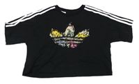 Černo-bílé crop tričko s barevným logem Adidas