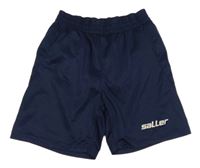 Tmavomodré sportovní kraťasy s logem Saller 