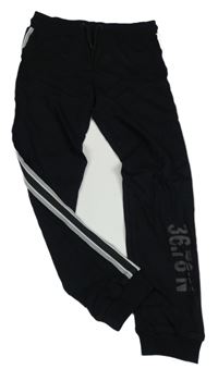 Černé tepláky s pruhem Matalan