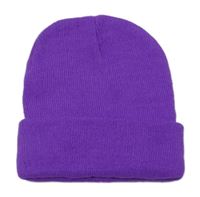 Fialová pletená čepice 