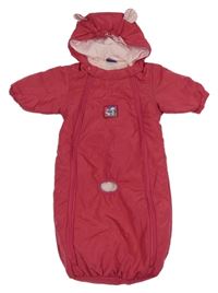 Malinový šusťákový fusak s kapucí do autosedačky Lupilu