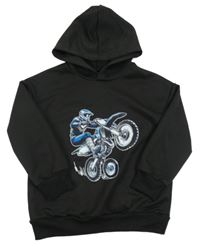 Černá mikina s motorkou a kapucí 