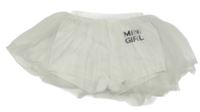 Bílé kraťasy s nápisy a tylovou sukní