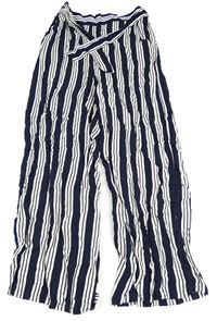 Tmavomodro-bílé pruhované široké kalhoty s páskem H&M