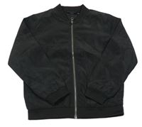 Černý šusťákový jarní bomber s nápisy Pepperts!