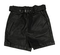 Černé koženkové kraťasy s páskem Primark