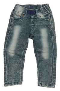 Tmavomodro-bílé lehké rifle