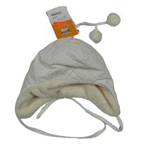 Nové - Bílá prošívaná šusťáková čepice s bambulemi Pusblu