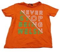 Červené tričko s nápisem George