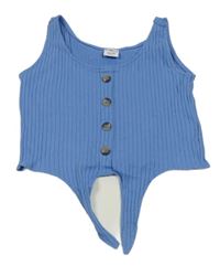 Modrý žebrovaný crop top s knoflíčky Page one young