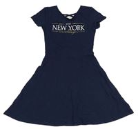 Tmavomodré bavlněné šaty s nápisem zn. H&M