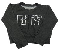 Tmavošedá crop mikina s nápisem 