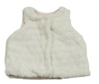 Bílá chlupatá 3d vzorovaná zateplená vesta Benetton