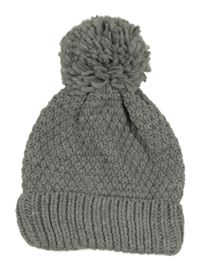 Šedá pletená čepice s bambulí