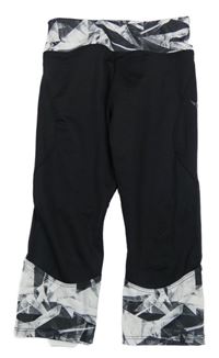 Černo-bílé vzorované capri sportovní legíny 