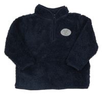 Tmavomodrá chlupatá mikina s nášivkou 