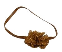 Hnědá pásek a kytičkou