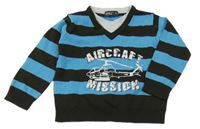 Hnědo-modrý pruhovaný svetr s vrtulníkem 