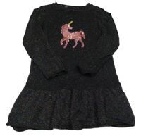 Černo-barevné třpytivé úpletové šaty s jednorožcem z flitrů M&Co