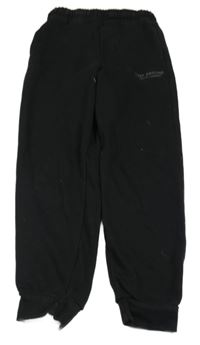 Černé tepláky s nápisem Zara