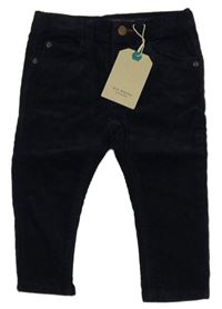 Nové - tmavomodré skinny manšestráky Zara