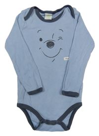 Světlemodré body s Púem Disney