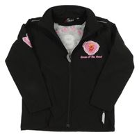 Černá softshellová bunda s nášivkou 