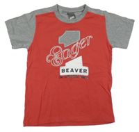Červeno-šedé tričko s číslem a logem Eager Beauer