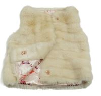 Smetanová kožešinová podšitá vesta 