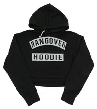 Černá crop mikina s nápisem a kapucí