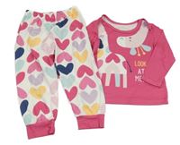 Růžové pyžamo s žirafou 