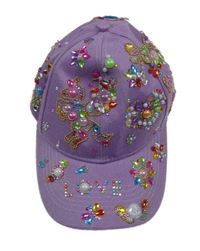 Fialová kšiltovka s kamínky 