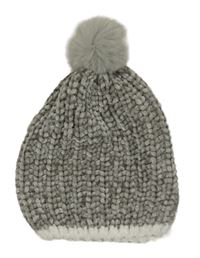 Šedá žinylková čepice s bambulí 