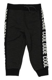 Tmavošedo-černé tepláky s nápisy Primark