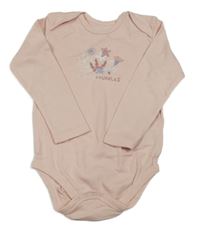 Světlerůžové body s květy a lístečky a nápisem lupilu