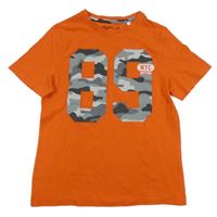 Tmavooranžové tričko s army číslem C&A