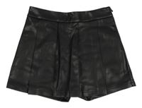 Černé koženkové kraťasy se sukní F&F