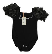 Černé body s nápisem a tylovými květovanými rukávy River Island
