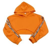 Oranžová crop mikina s pruhy s nápisy a kapucí Shein