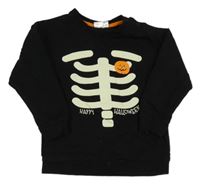 Černá mikina s kostrou a dýní 