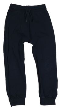 Tmavomodré tepláky 