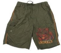 Khaki šusťákové široké kraťasy s tygrem a kapsou